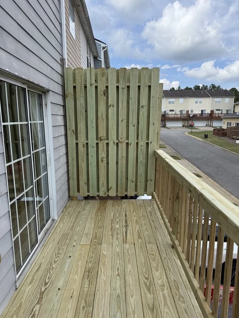 Townhouse Deck with 21ft LVL Beam Span - Photo 2